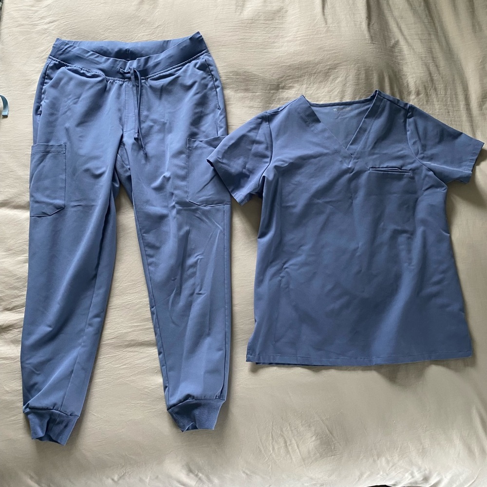 Mandala periwinkle scrubs - regular fit medium
